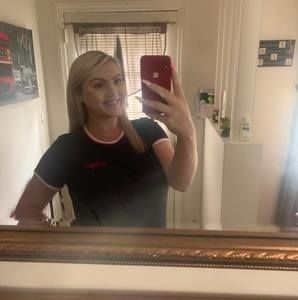 Meet your Posher, Carissa